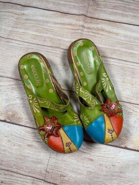 Socofy Vintage Colorful Tooled Leather Boho Clogs